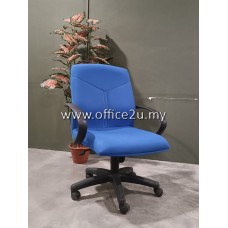 ES-1902 : LOWBACK FABRIC CHAIR (LIMITED 1 UNIT ONLY)
